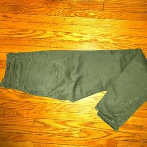 H & M Green Stretch-Shape Jeans! $20